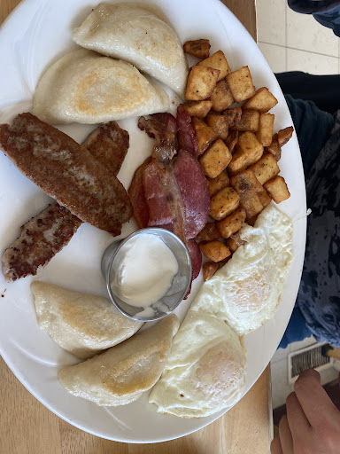 Photo of SunRise Diner - 908 2 Ave, Beaverlodge, AB T0H 0C0